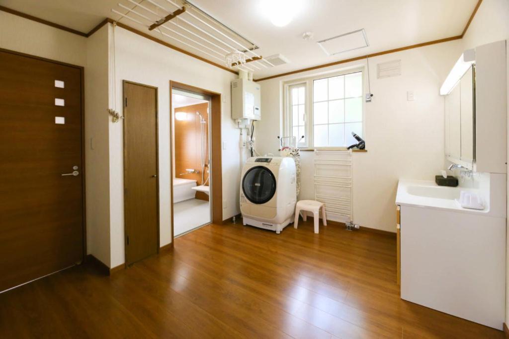 Nakafurano Tsuru Apartments מראה חיצוני תמונה