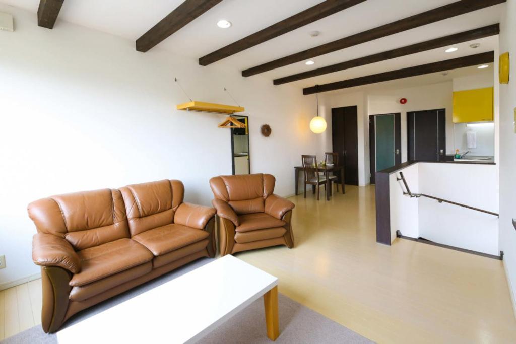 Nakafurano Tsuru Apartments מראה חיצוני תמונה