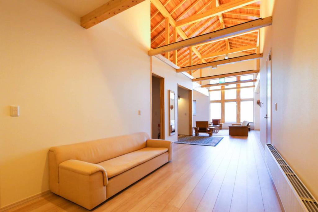 Nakafurano Tsuru Apartments מראה חיצוני תמונה