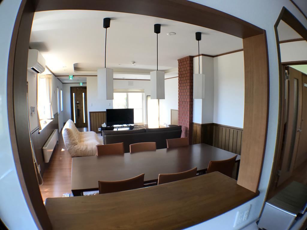 Nakafurano Tsuru Apartments מראה חיצוני תמונה
