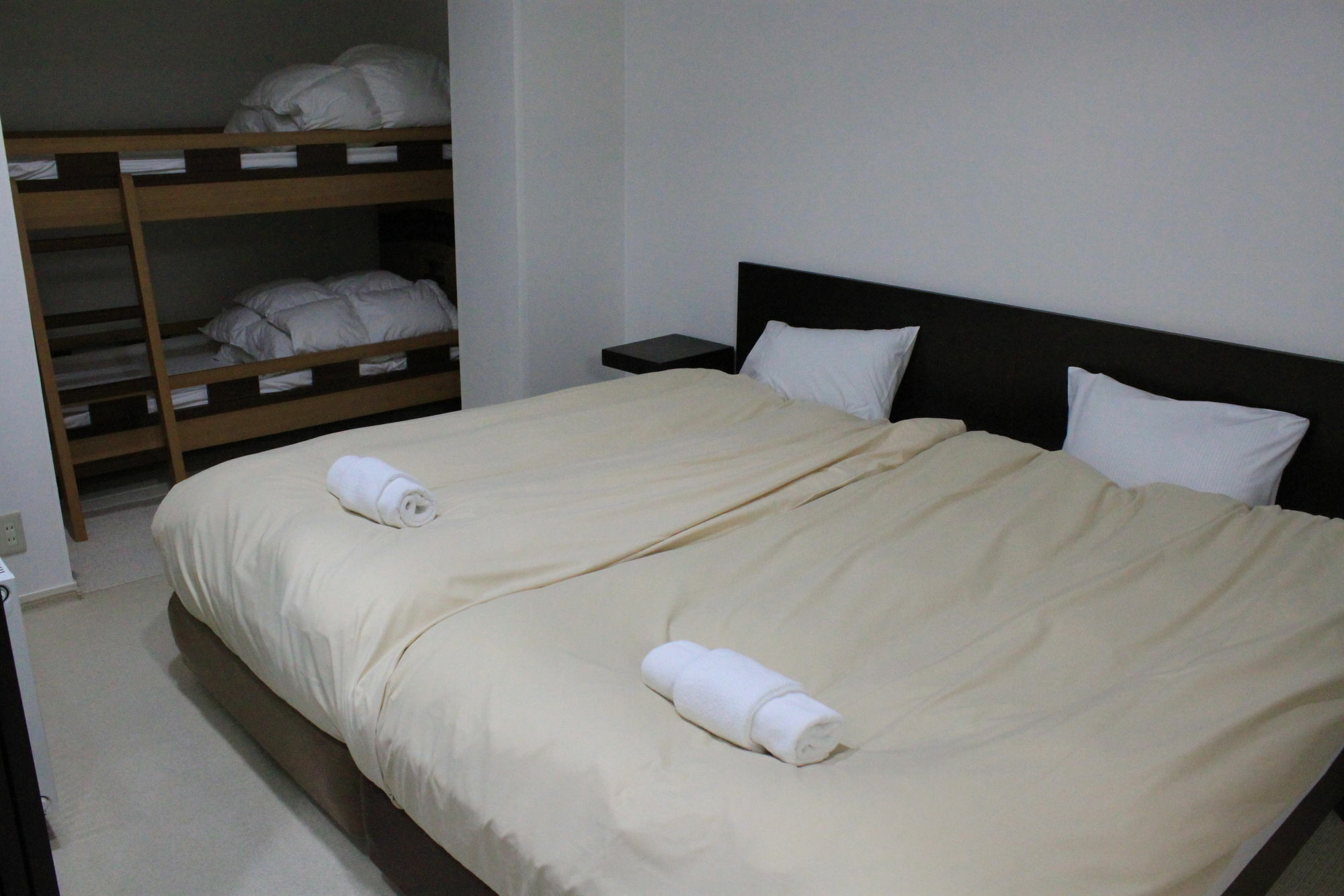 Nakafurano Tsuru Apartments מראה חיצוני תמונה