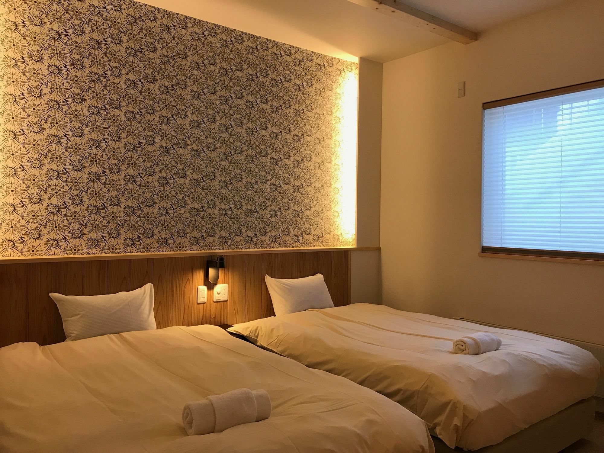 Nakafurano Tsuru Apartments מראה חיצוני תמונה